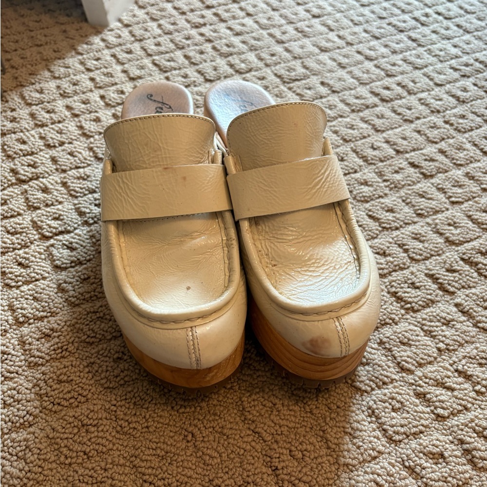 Free People Cream Leather Clogs